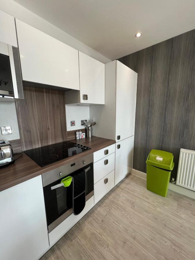 Cityscape Serenity: 10Th Floor Oasis Near City Airport, Excel & 02 Apartment Londra Exterior foto